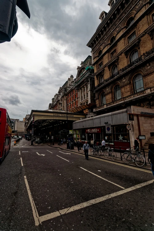 London_-_Victoria_Street by Txllxt TxllxT