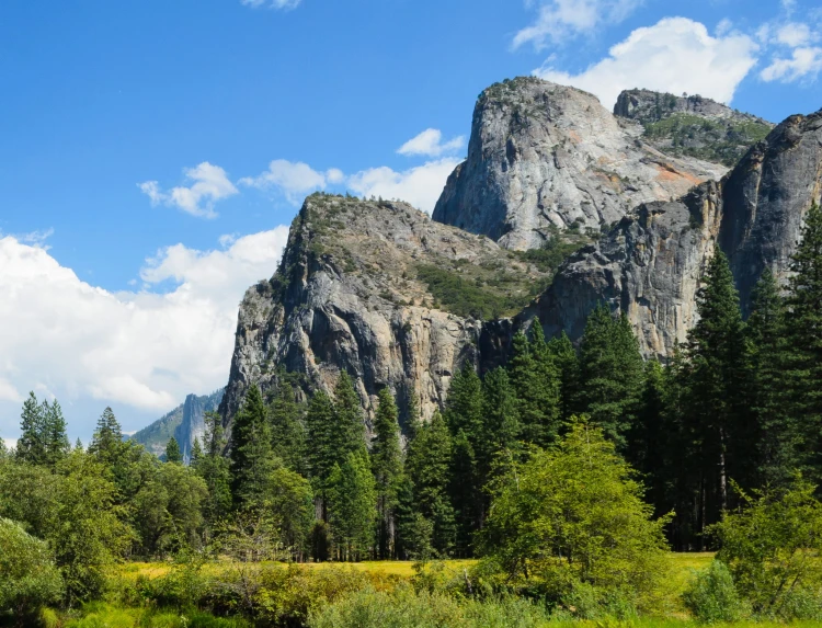 rzeka nad górami King of Hearts kopia.jpg